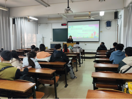 365英国上市举办“薪火相传路，星耀引航时”系列指导讲座第四讲